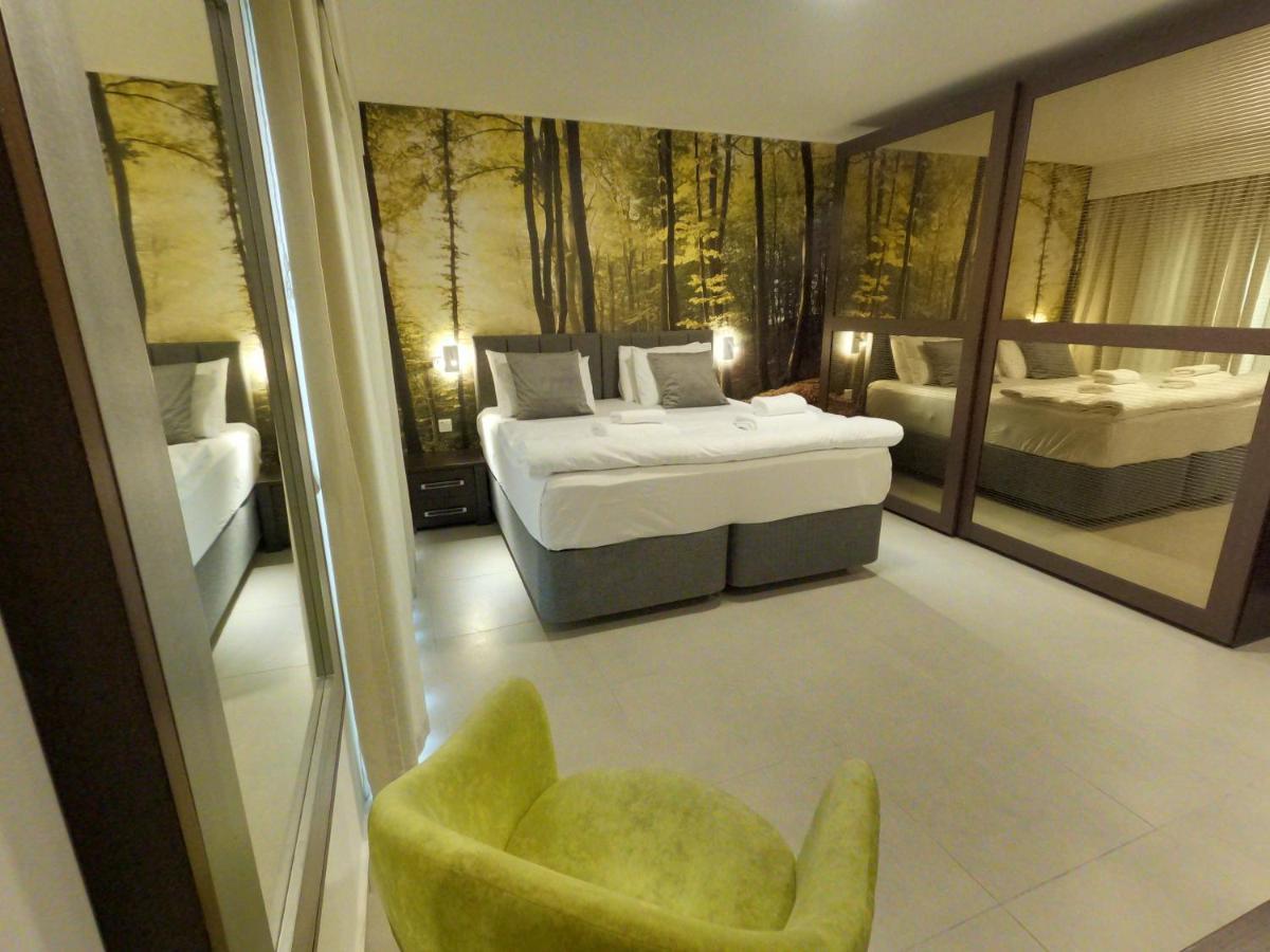 Korzo Suites St. Julian'S Экстерьер фото