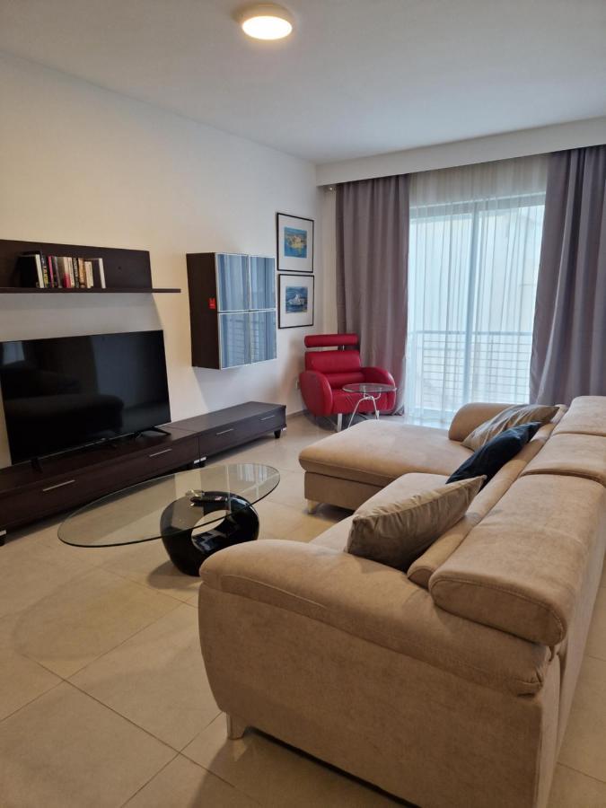 Korzo Suites St. Julian'S Экстерьер фото