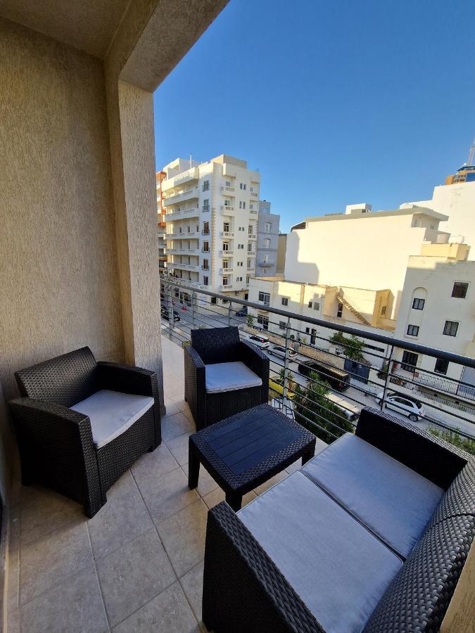 Korzo Suites St. Julian'S Экстерьер фото