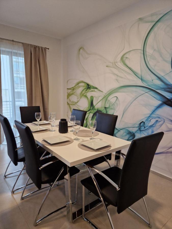 Korzo Suites St. Julian'S Экстерьер фото